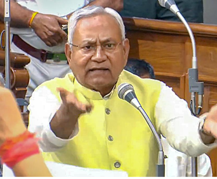 Nitish Kumar statement video leaked, Under attack for crude remark